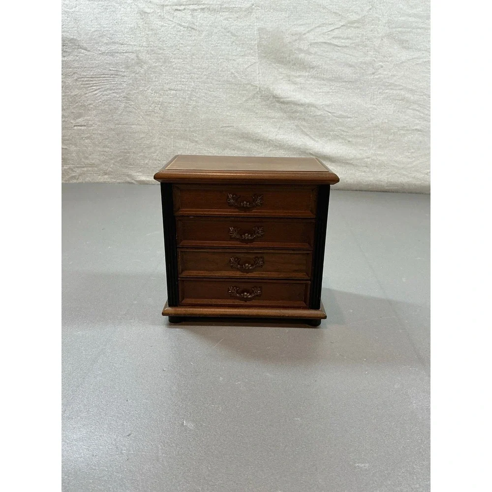 N/A vintage wooden